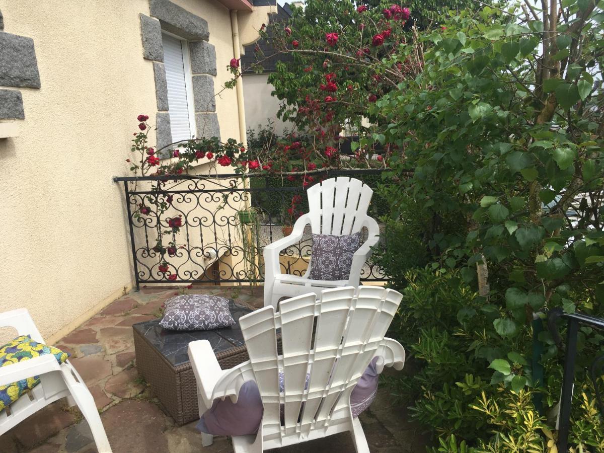 Studio Paisible Et Balneo Vezin-le-Coquet Exterior foto